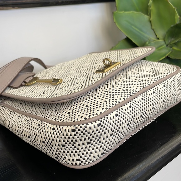 Fossil Cream and Brown Crossbody Bag - Picture 9 of 13
